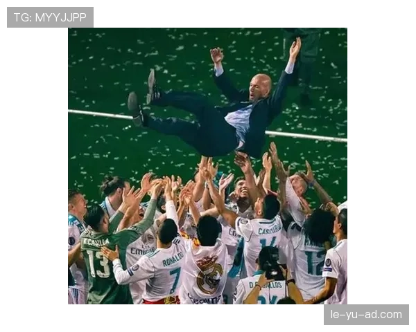 齐达内率皇马缔造欧冠三连冠伟业，梦之队续写欧洲霸主传奇