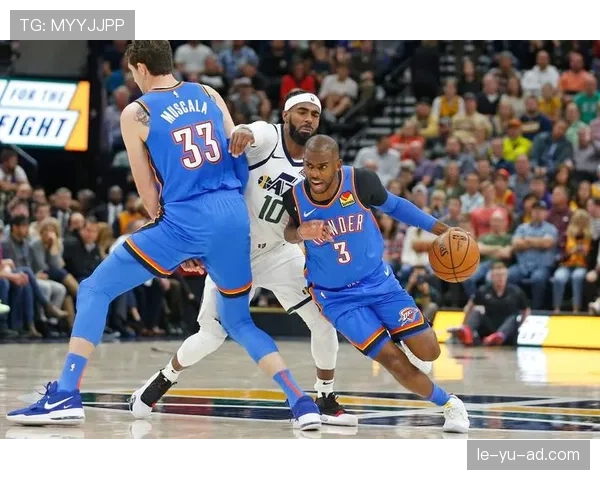 保罗挡拆制造与中锋错位 带动队友命中较上季回升